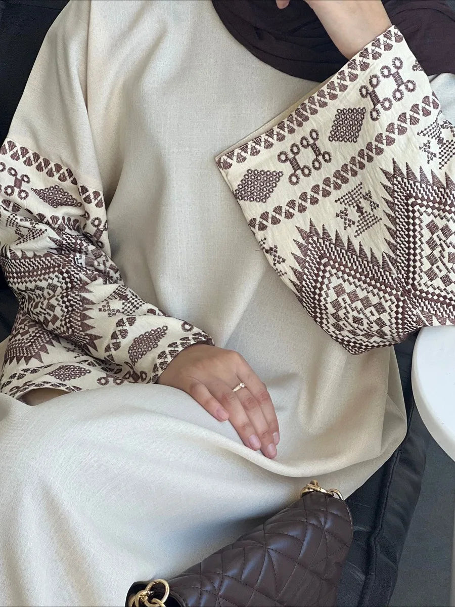 Modest abaya without extras