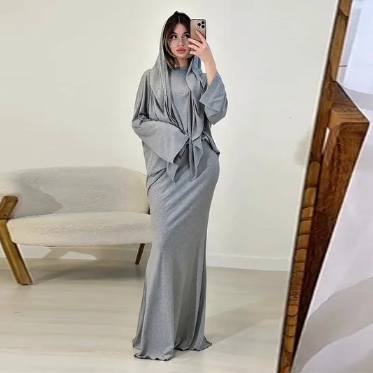 3pcs comes with skirt shirt and hijab, newest fashion